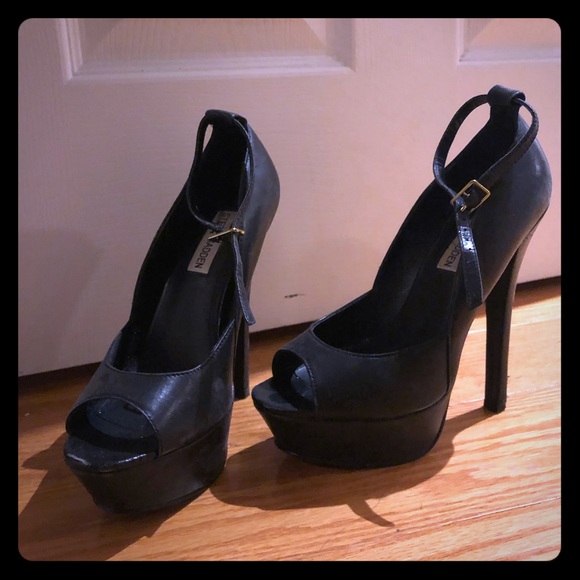 Steve Madden Heels - Picture 1 of 1